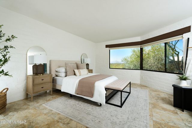 6250 N Campbell Avenue, Tucson, AZ 85718