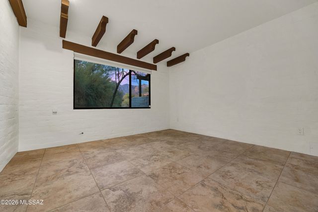 6250 N Campbell Avenue, Tucson, AZ 85718
