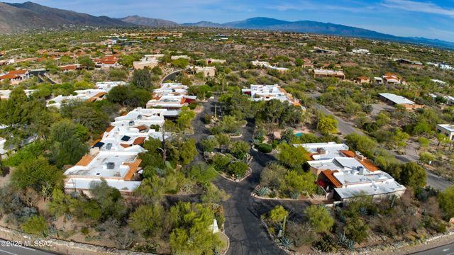 6250 N Campbell Avenue, Tucson, AZ 85718