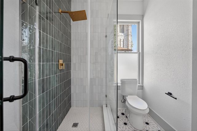 3616 Avenue L, Galveston, TX 77550