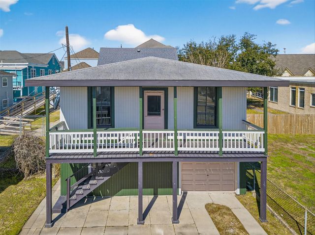 3616 Avenue L, Galveston, TX 77550