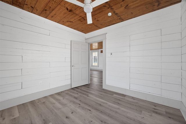 3616 Avenue L, Galveston, TX 77550