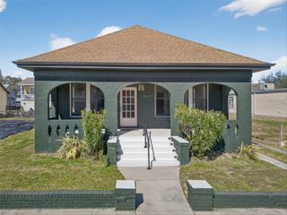 3616 Avenue L, Galveston, TX 77550