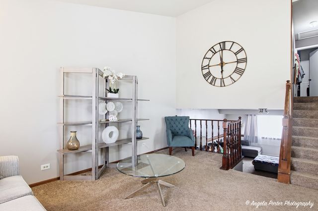 1920 Island Court, Woodstock, IL 60098