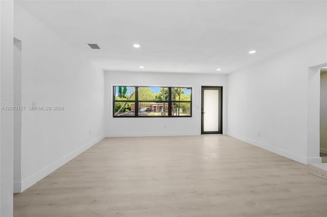 1315 NE 130th St, North Miami, FL 33161