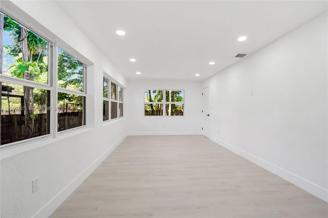 1315 NE 130th St, North Miami, FL 33161