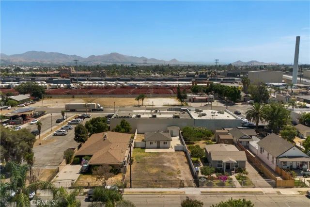 1219 Spruce, San Bernardino, CA 92411