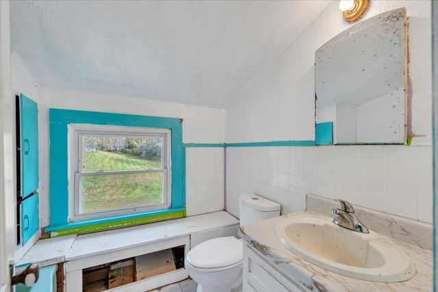 6973 Henry RD, Henry, VA 24102