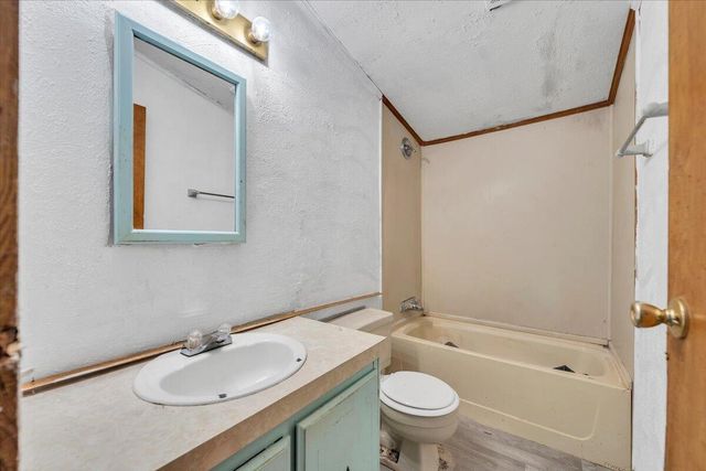 6973 Henry RD, Henry, VA 24102