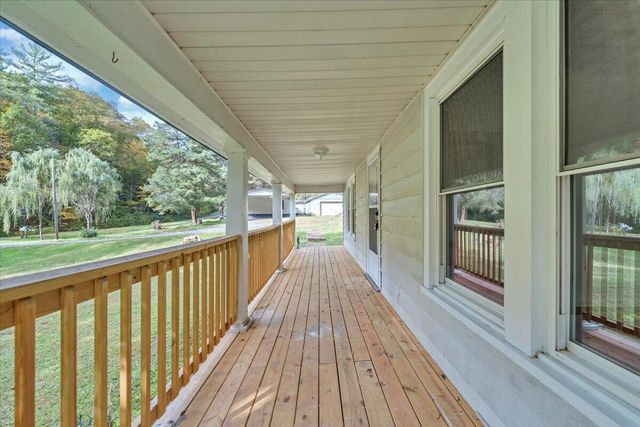 6973 Henry RD, Henry, VA 24102