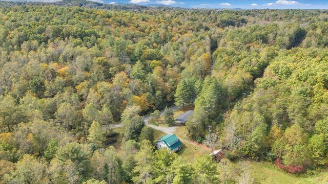 6973 Henry RD, Henry, VA 24102