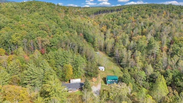 6973 Henry RD, Henry, VA 24102