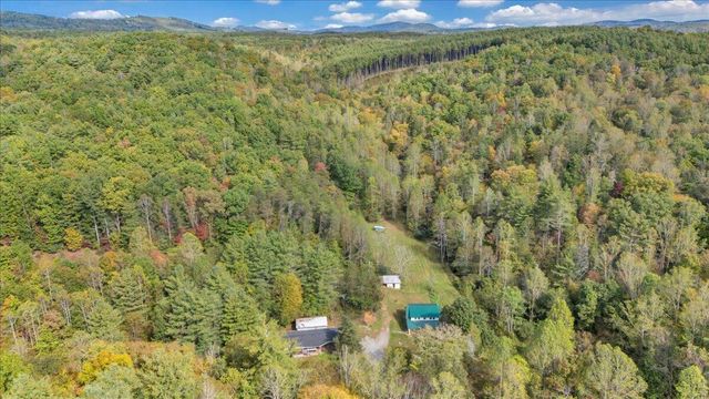 6973 Henry RD, Henry, VA 24102