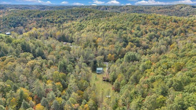 6973 Henry RD, Henry, VA 24102