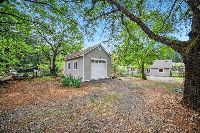 709 Cole Rd, Meadow Vista, CA 95722