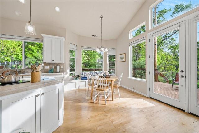 709 Cole Rd, Meadow Vista, CA 95722