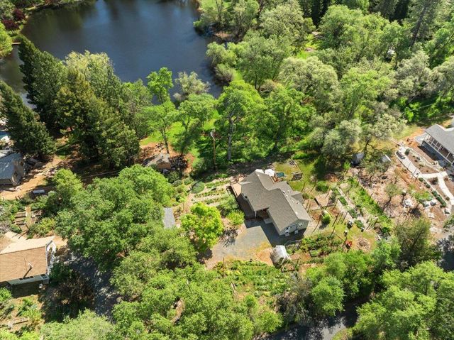 709 Cole Rd, Meadow Vista, CA 95722