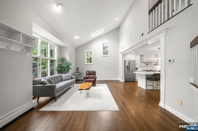15 Clinton Street, Norwood, NJ 07648