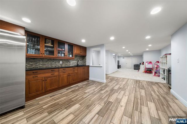 15 Clinton Street, Norwood, NJ 07648