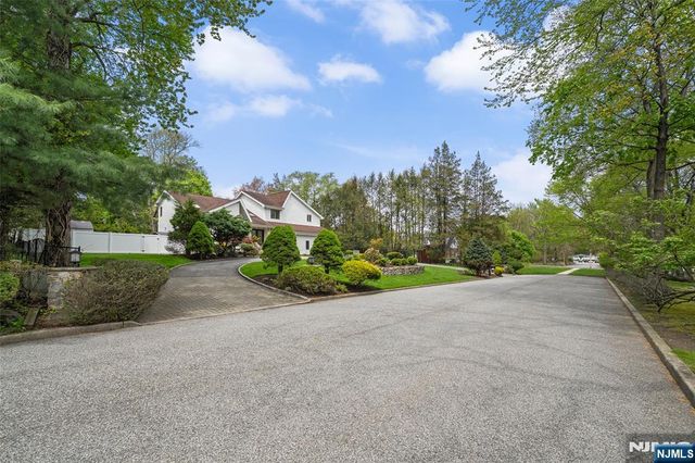 15 Clinton Street, Norwood, NJ 07648