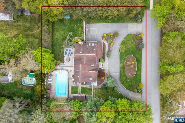 15 Clinton Street, Norwood, NJ 07648