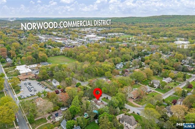15 Clinton Street, Norwood, NJ 07648