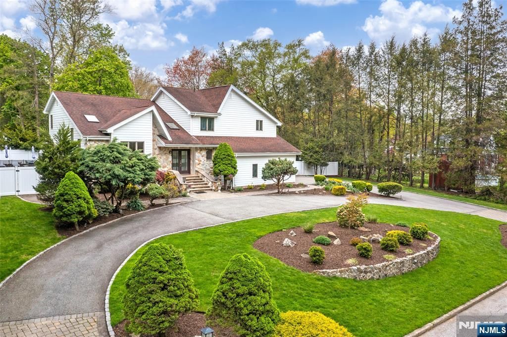 15 Clinton Street, Norwood, NJ 07648