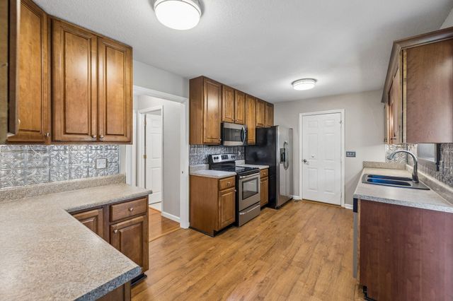 14 Spring Water Drive, Ringgold, GA 30736