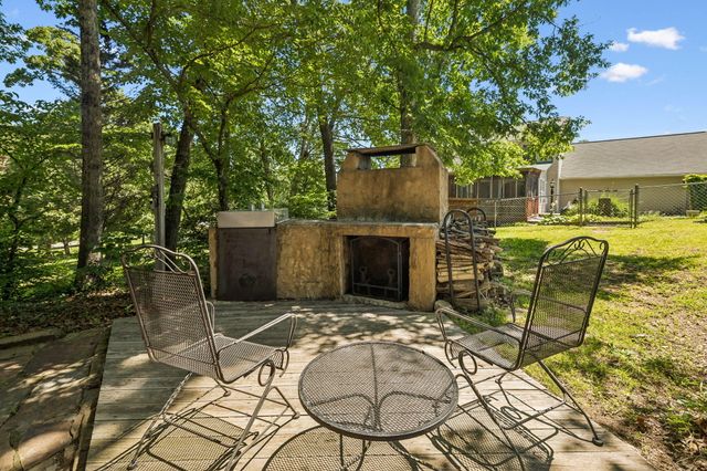 14 Spring Water Drive, Ringgold, GA 30736