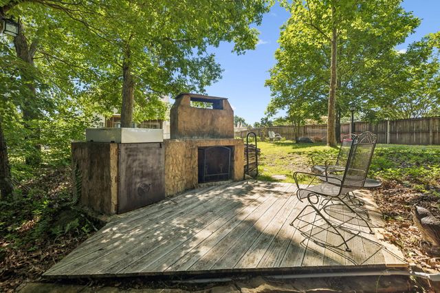 14 Spring Water Drive, Ringgold, GA 30736