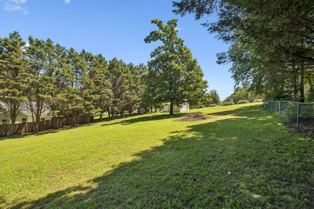 14 Spring Water Drive, Ringgold, GA 30736