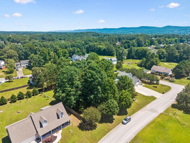 14 Spring Water Drive, Ringgold, GA 30736