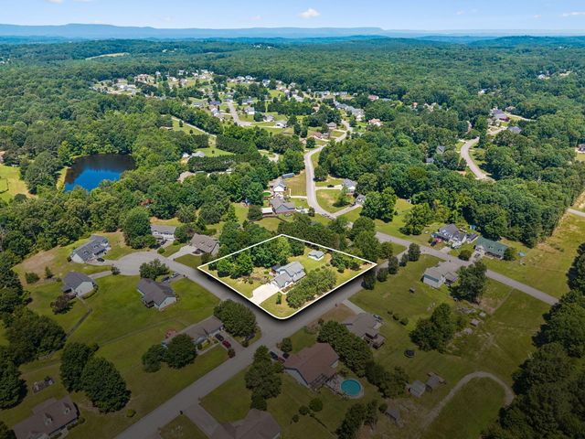 14 Spring Water Drive, Ringgold, GA 30736