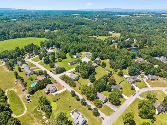 14 Spring Water Drive, Ringgold, GA 30736