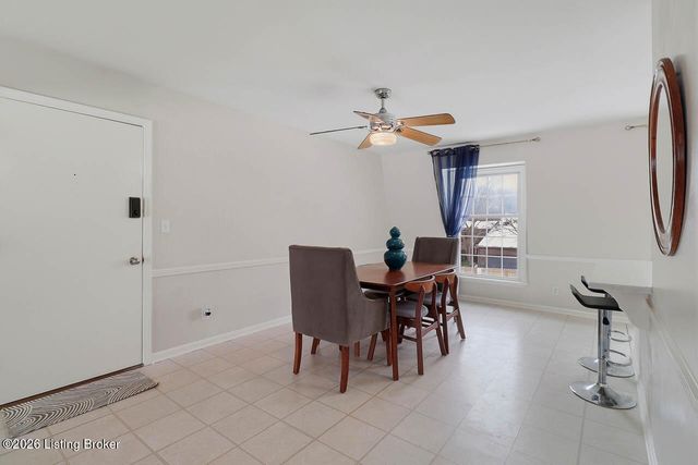 521 Zorn Ave F4, Louisville, KY 40206