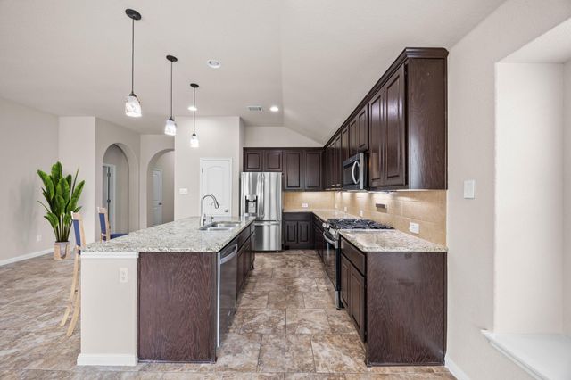 116 Kirkhill ST, Hutto, TX 78634