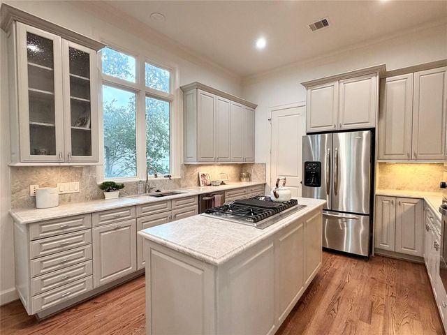 521 Lovett Boulevard, Houston, TX 77006