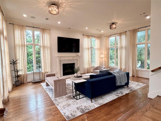 521 Lovett Boulevard, Houston, TX 77006