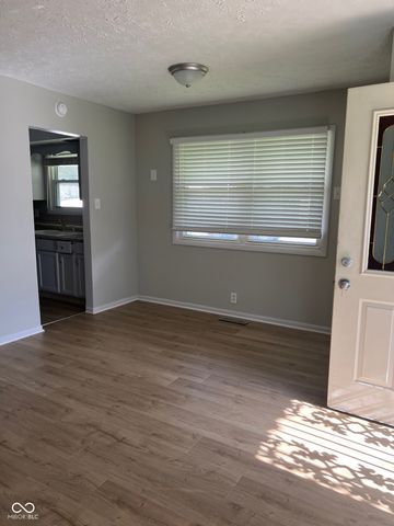 2901 Sangster Avenue, Indianapolis, IN 46218