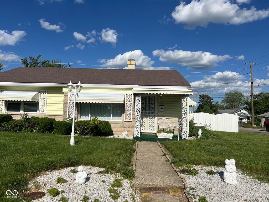 2901 Sangster Avenue, Indianapolis, IN 46218