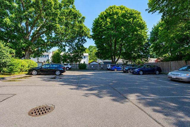 103 Newman Rd 17, Malden, MA 02148