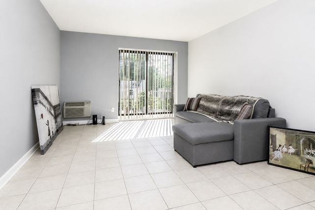 103 Newman Rd 17, Malden, MA 02148