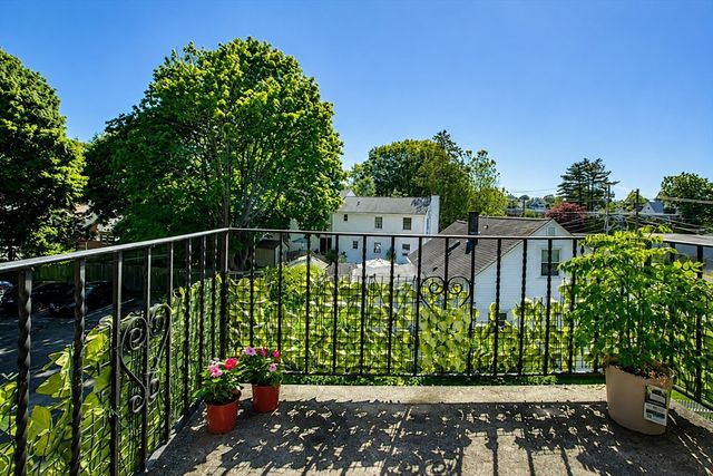 103 Newman Rd 17, Malden, MA 02148