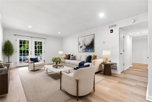 5095 Roswell Road 209, Sandy Springs, GA 30342