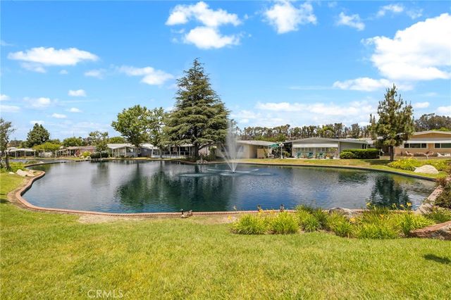 24001 Muirlands Boulevard 122, Lake Forest, CA 92630