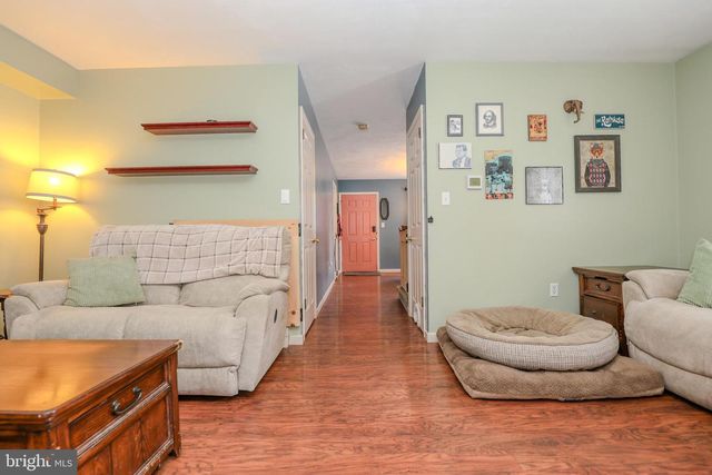 998 E MAPLE ST, Palmyra, PA 17078