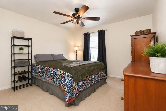 998 E MAPLE ST, Palmyra, PA 17078