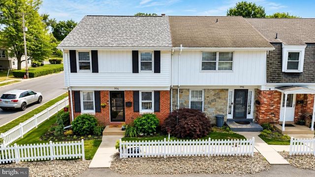 998 E MAPLE ST, Palmyra, PA 17078