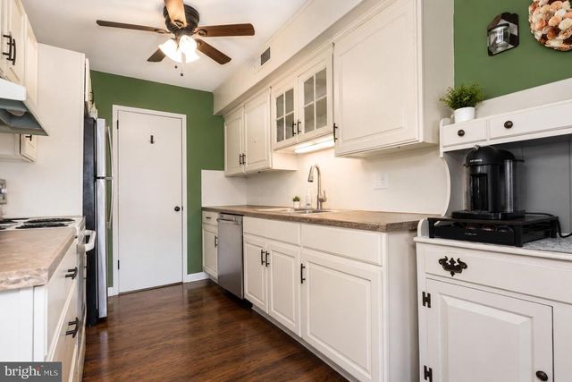 998 E MAPLE ST, Palmyra, PA 17078