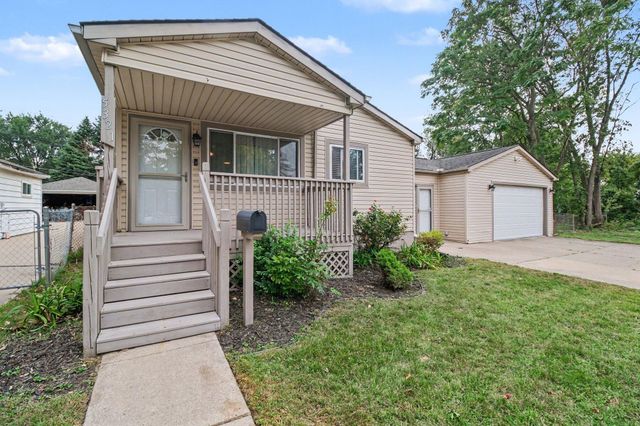 5321 Bedford Street, Dearborn Heights, MI 48125